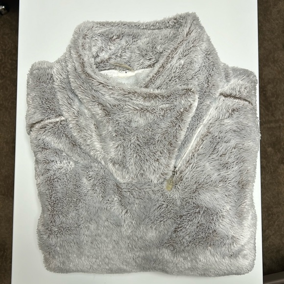 St. John’s Bay Sherpa Pullover - Picture 2 of 7